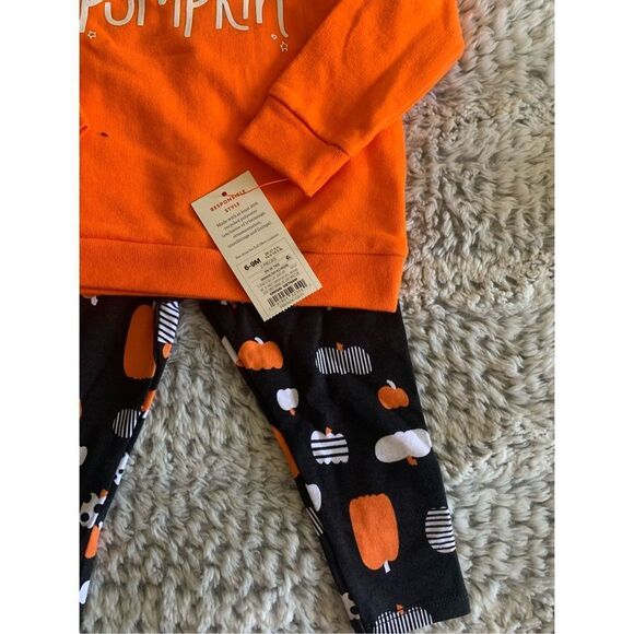 Little Pumpkin 2 Piece Set 6-9 Mo - Picture 2 of 7